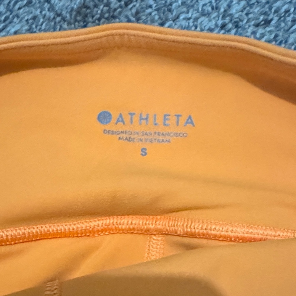 Athleta Stash Pocket Salutation Pocket Tights NWOT - Picture 4 of 10